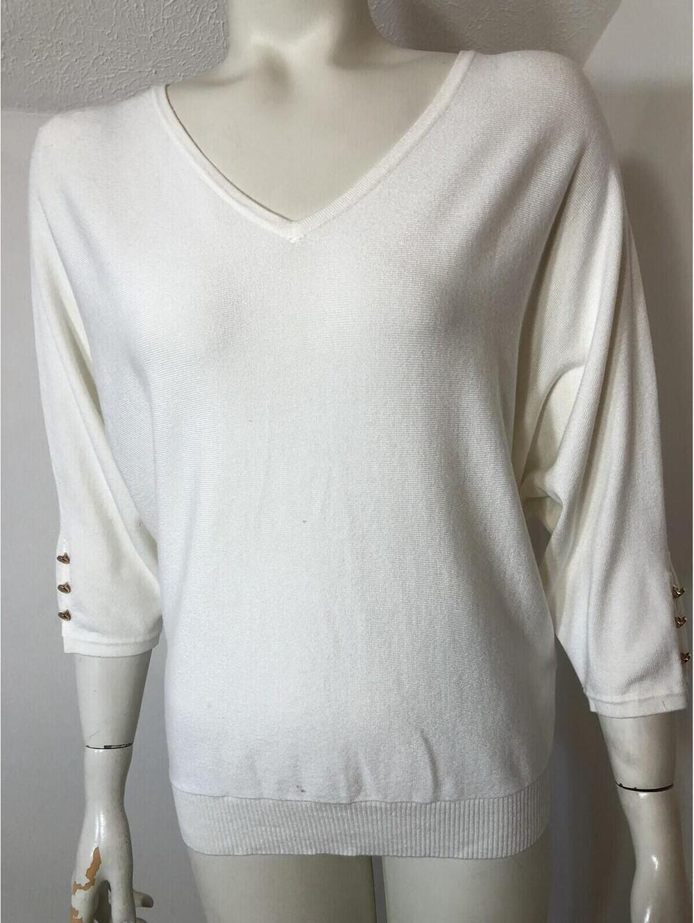 Chelsea Theodore Womens Small White Sweater V Neck 3/4 Sleeves Gold buttons Soft